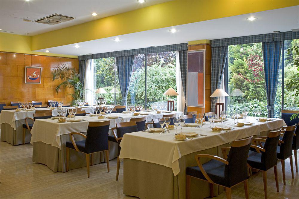 Hotel Ciudad De Valladolid Restaurace fotografie